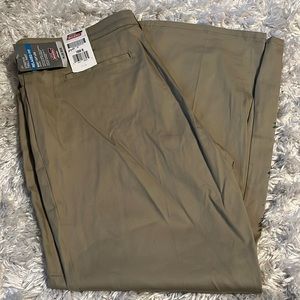 Dickies khakis